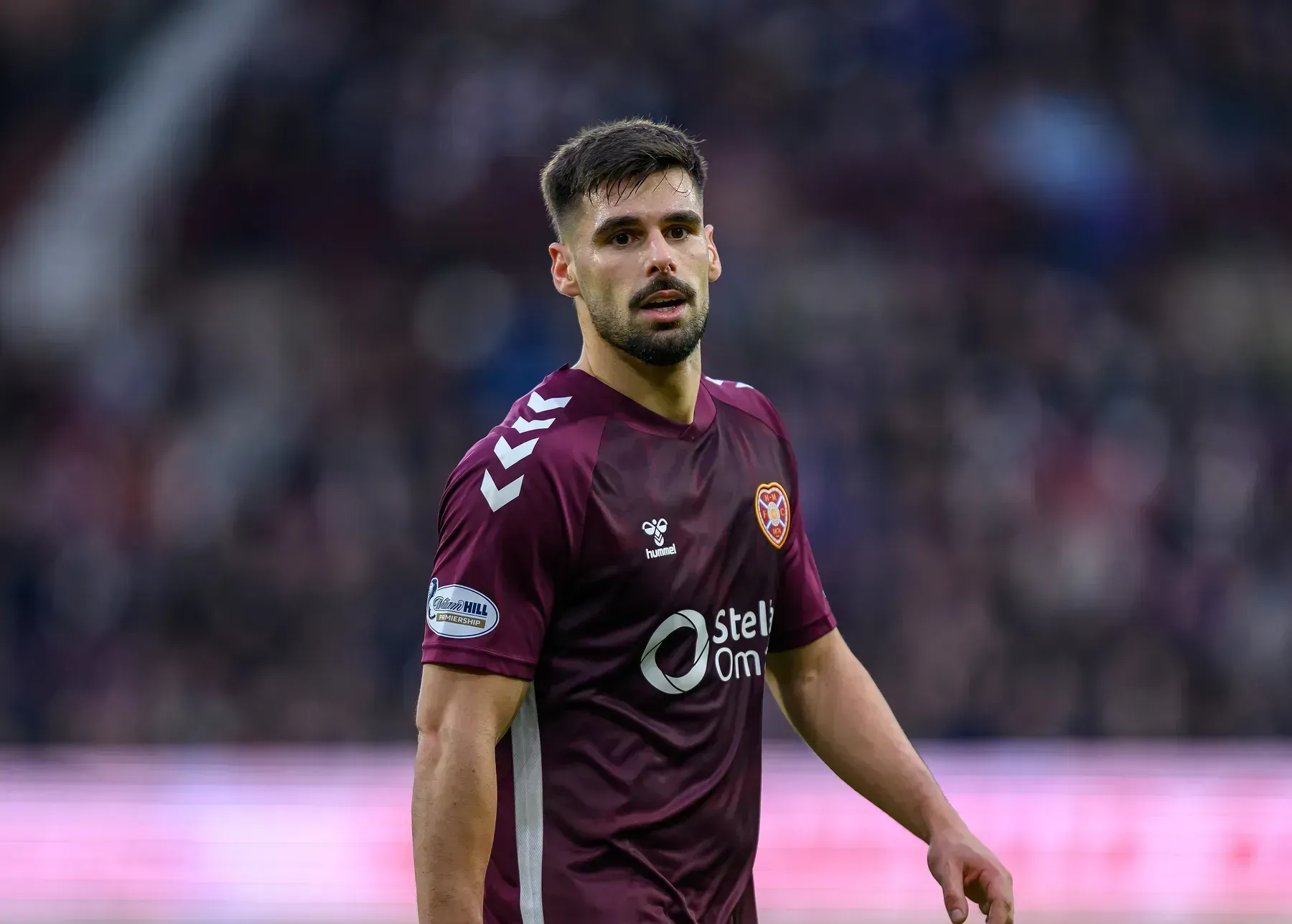 Cláudio Braga e possível saída do Hearts